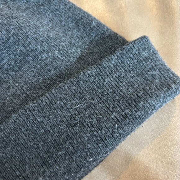 Vintage Carhartt Beanie Hat USA MADE One Size Gray Knit Cuffed Logo Y2K Gorp - Picture 9 of 9